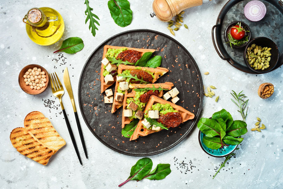Voici nos meilleures recettes de gaufres salées qui enchanteront petits et grands !