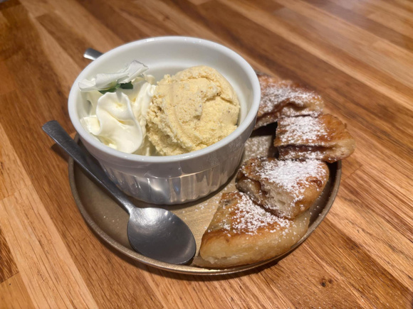 3 raisons de se rendre chez Sam Sun, un restaurant qui propose une cuisine coréenne authentique et raffinée !