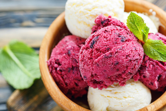 Voici les 3 glaces aux fruits à privilégier cet été selon l’application Yuka