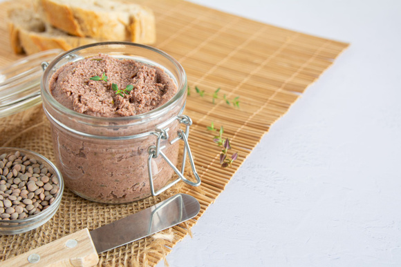 Noël vegan : voici la recette du “faux gras”, une alternative au foie gras pour les fêtes !