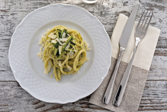 Carbonara aux courgettes : notre délicieuse recette pour en profiter une dernière fois avant la fin de la saison