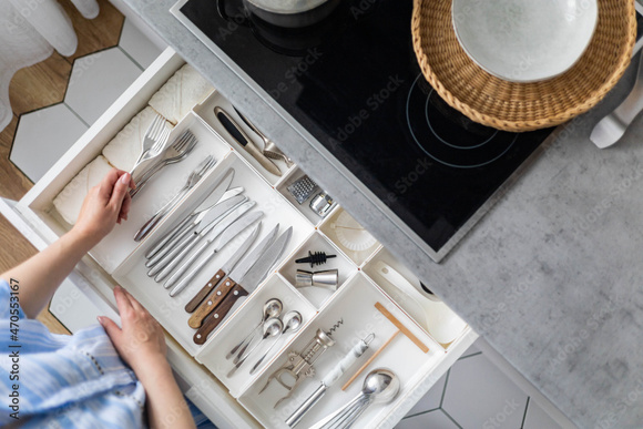Ce tiroir est l’un des plus sales de votre cuisine : voici comment bien le nettoyer !