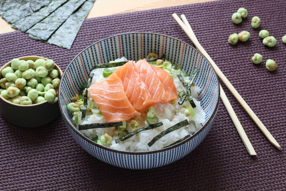 Chirashi. Pascale Weeks