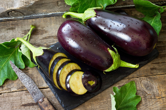 Voici pourquoi vous devriez manger de l’aubergine plus souvent !