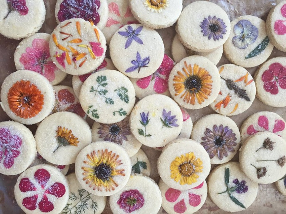 Les sablés fleuris de cette pâtissière sont bien trop jolis