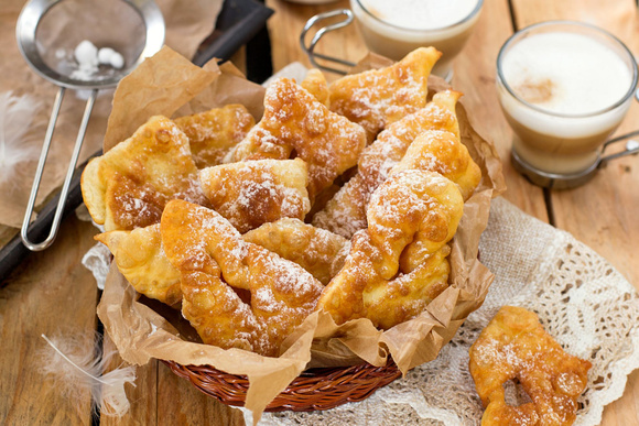 Les bugnes de carnaval restent les plus caloriques. Adobestock