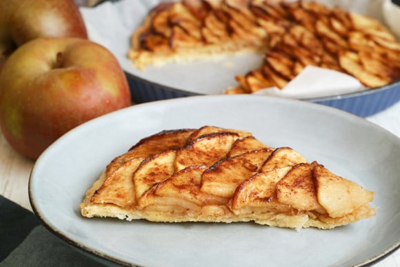 “C’est la première recette que j’ai faite avec ma maman” : la tarte aux pommes d’enfance du chef Eric Frechon