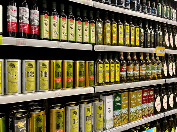 Le prix de l'huile d'olive pourrait fortement grimper. Adobestock