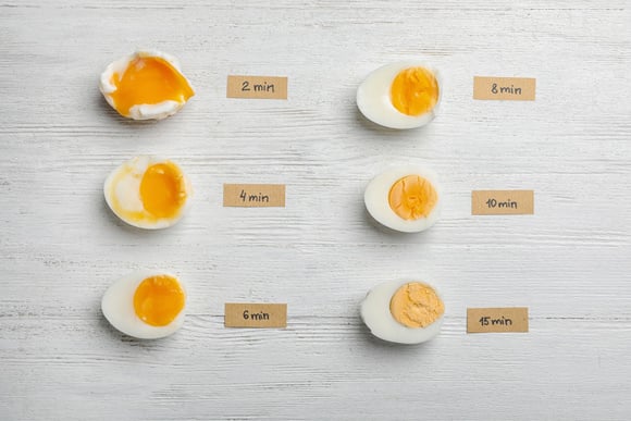 Pour des oeufs durs, comptez 9 minutes de cuisson. Adobestock