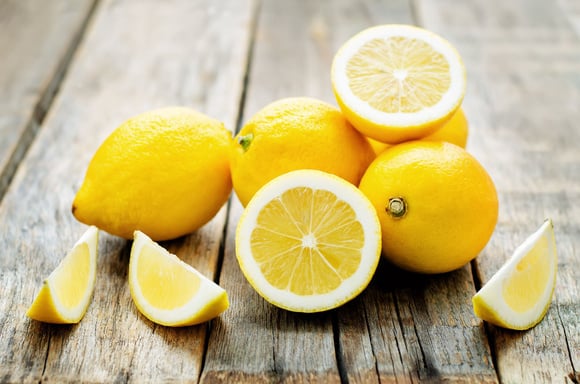 Le citron, bon pour la santé ? 5 bienfaits insoupçonnés
