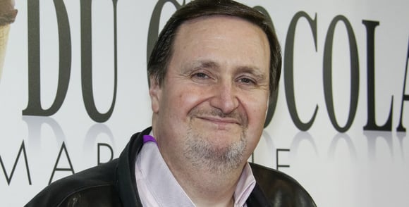 Alerte gourmandise : Philippe Conticini lance son croissant roll XXL à tester d’urgence !