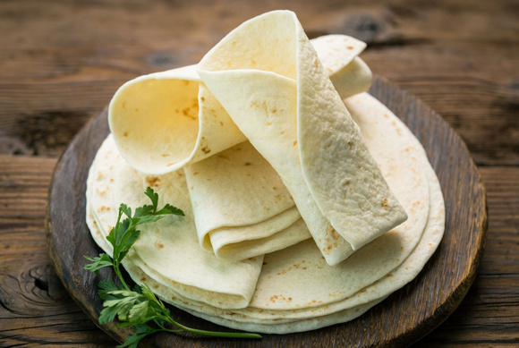 Comment faire des mini-quiches tortillas : une recette facile et rapide à réaliser avec un moule à muffins ?