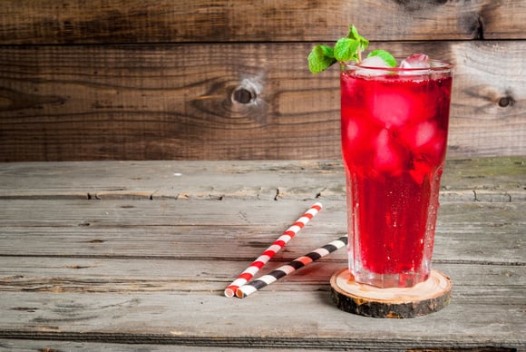 Cette diététicienne vous aide à mieux choisir le sirop de grenadine pour les enfants