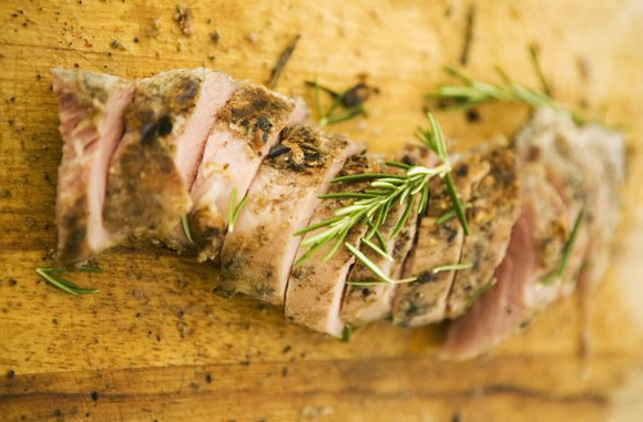 Filet mignon de porc. Adobestock