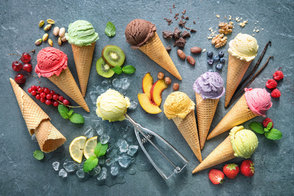 Sorbet, crème glacée, glace maison : quelles sont les glaces les plus caloriques ? Une diététicienne a tranché !