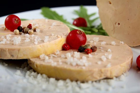 Comment réussir la cuisson du foie gras au sel (méthode sans cuisson)