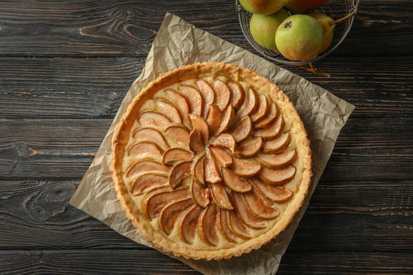 Tarte aux poires et au gingembre. Adobestock