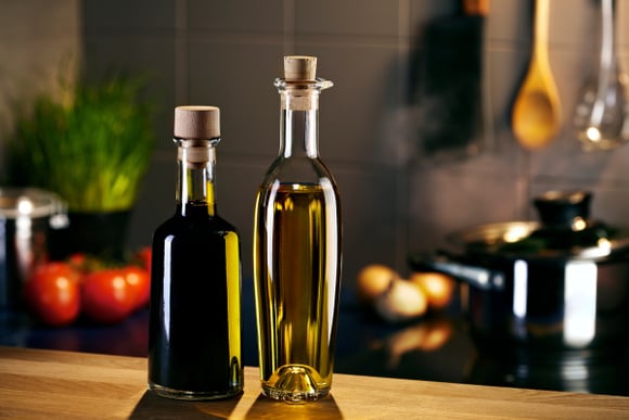 Voici le seul endroit de votre cuisine qui préserve vraiment votre huile d'olive ouverte