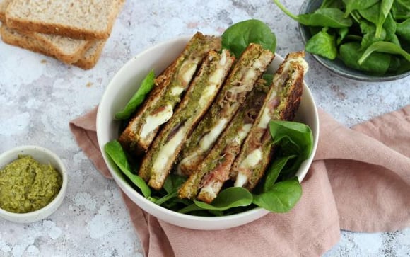Il vous reste du pesto ? Voici nos meilleures recettes pour l’utiliser autrement qu’avec des pâtes !