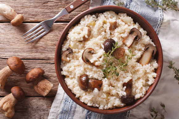 Risotto aux cèpes. Adobestock