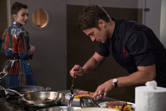 Quel ancien candidat de Top Chef a réalisé les plats de Gabriel dans Emily In Paris ?