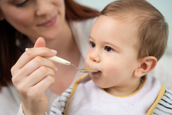 Des compotes contaminées par la Listeria servies dans plus de 300 crèches de dix départements