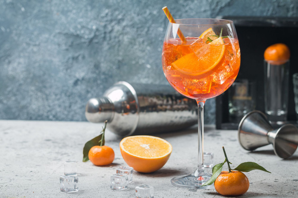 Cet hiver, vous allez à tout prix vouloir goûter le spritz chaud !