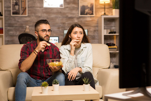 Conseils malins pour ne pas prendre du poids quand on reste à la maison