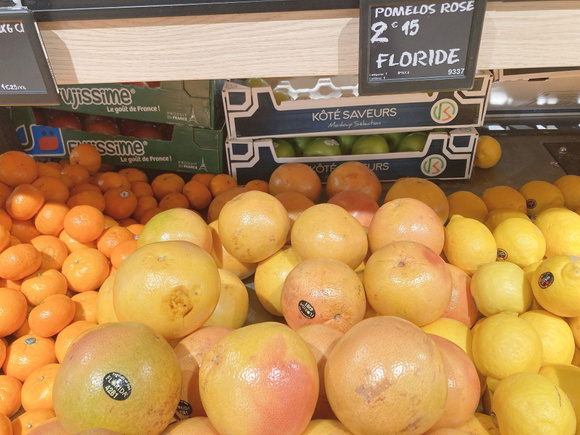 Le pomelo ou grapefruit en anglais / 750g