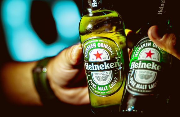 Pourquoi le prix de la bière Heineken a plus augmenté que les autres ?