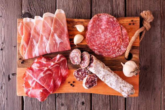 Rappel produit : vendu partout en France, cet assortiment de charcuterie est contaminé par la listeria