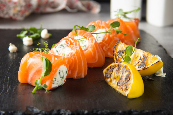 Nos recettes de saumon fumé pour Noël. Adobestock
