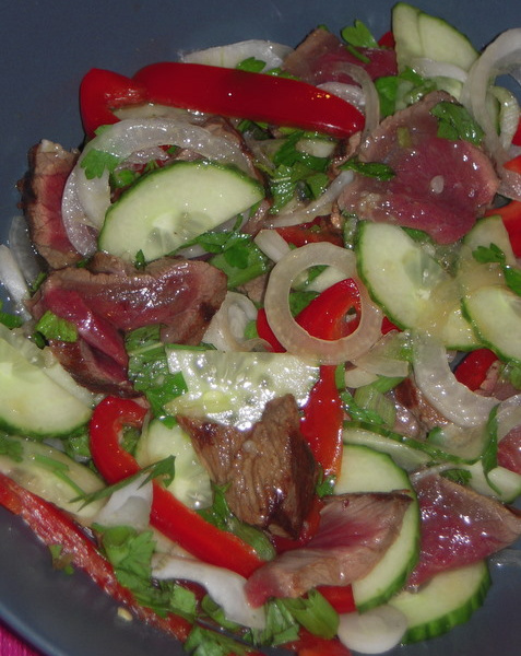 Salade de bœuf à la Thaïlandaise et sa sauce soja-image