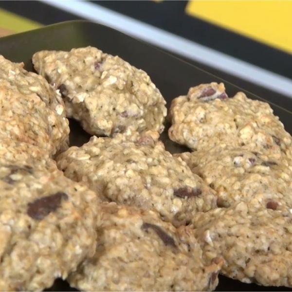 Recette Biscuits Aux Flocons D Avoine Pepites De Chocolat Et Banane En Video