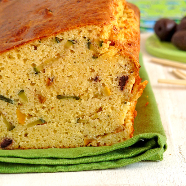 Recette Cake De Polenta Amandes Courgettes En Video