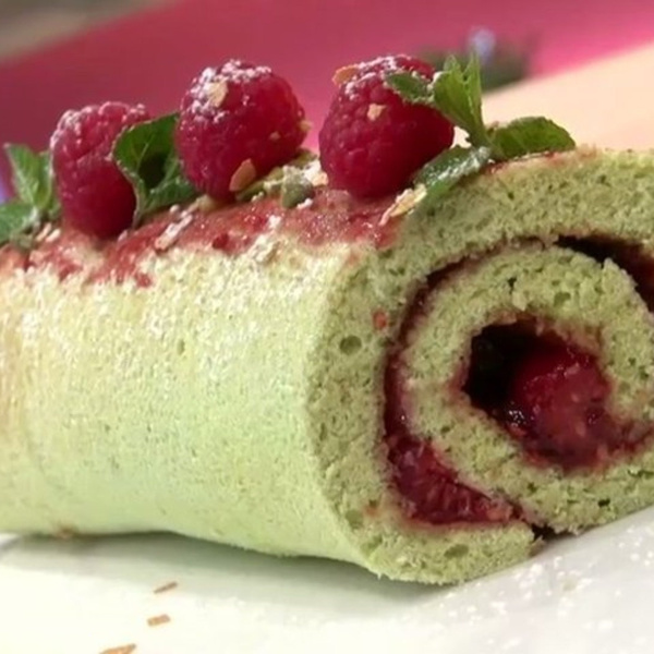 Recette Biscuit Roule Aux Pistaches Et Framboises En Video