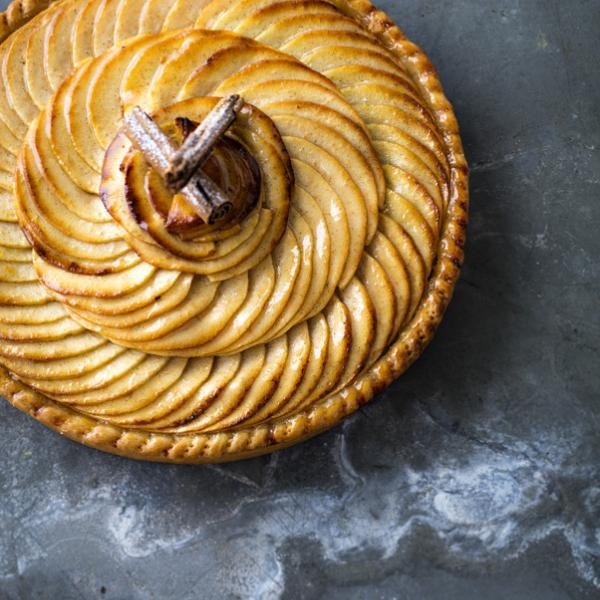 Tarte Aux Pommes Sur Lit De Compote