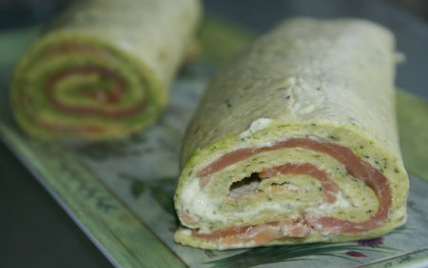 Recette Gateau Roule Au Saumon Et Sauce Tzaziki En Video