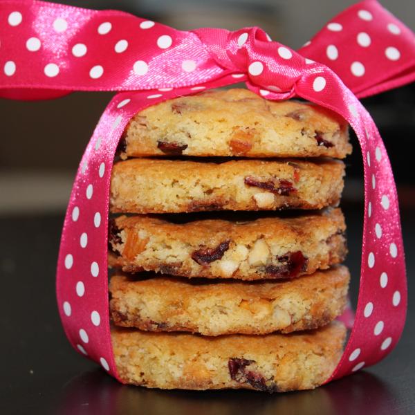 Recette Cookies Americains Au Chocolat Blanc Et Aux Cranberries En Video