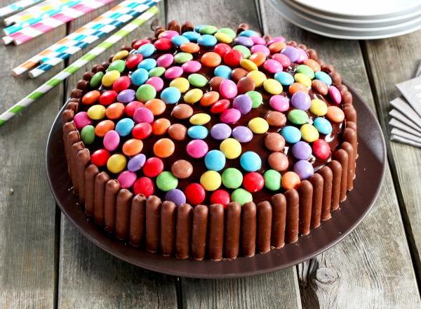 C Est Vous Qui Le Dites Le Meilleur Gateau D Anniversaire Est