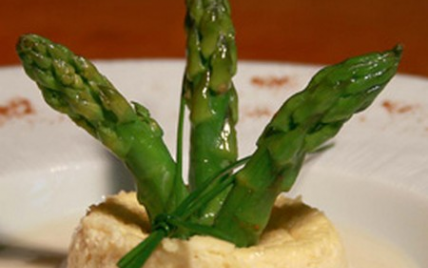 Recette Petit Flan D Asperges De Blaye Et Emulsion De Noisettes