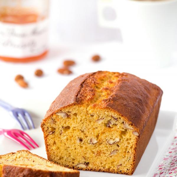 Recette Cake A La Confiture D Abricots Vanille Amandes En Video