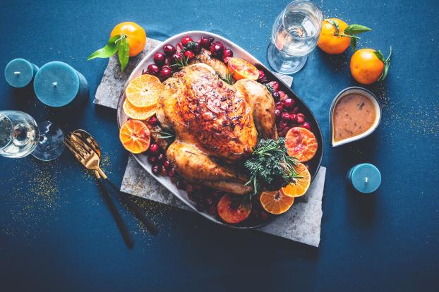 Moins cher que le chapon et plus facile à cuisiner que la dinde, voici la volaille à choisir pour Noël d’après un Meilleur Ouvrier de France !