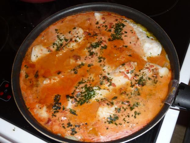 Recette Cabillaud A L Oignon Et Sauce Tomate 750g