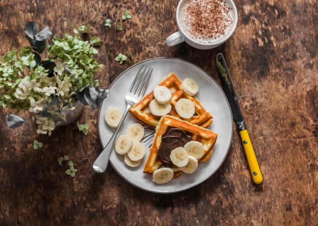 Découvrez nos recettes sucrées à base de banane qui changent du banana bread !