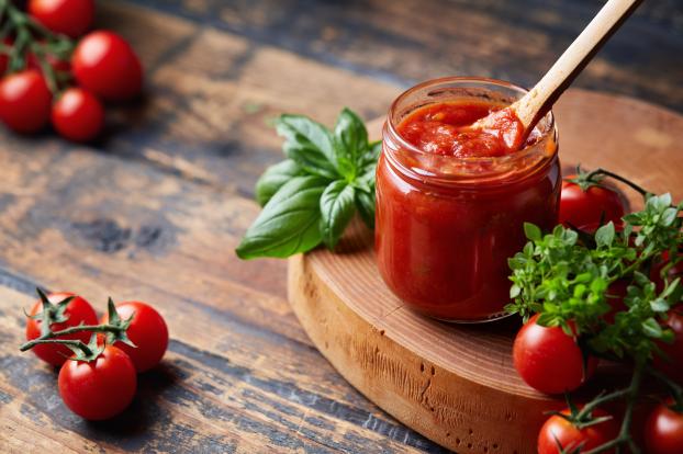 Comment faire une sauce tomate maison - 5 ingredients 15 minutes