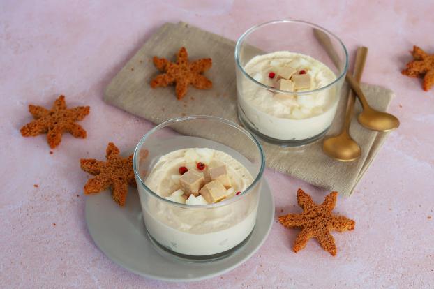 C’est une entrée incontournable de Noël, très facile à préparer : notre recette de verrine de mousse de foie gras, poires et pain d'épices