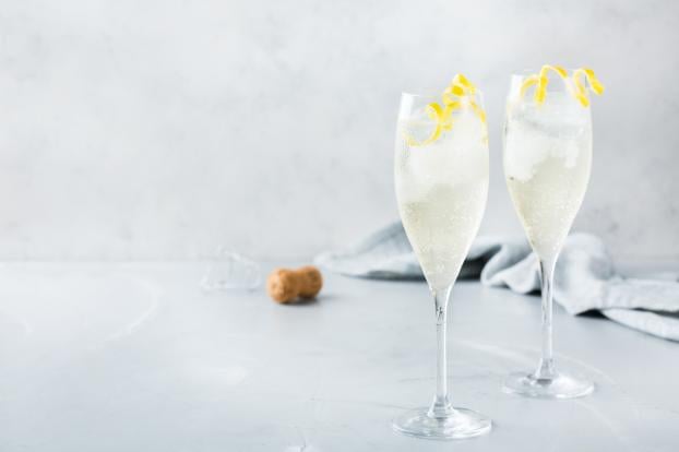 Apéritif de Noël : découvrez notre recette inratable de soupe de Champagne pour épater vos invités