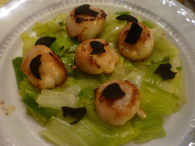 Saint Jacques Au Noilly Prat Sur Lit De Poireaux Recette - Noix de saint Jacques de la baie de St Brieuc en Bretagne sur