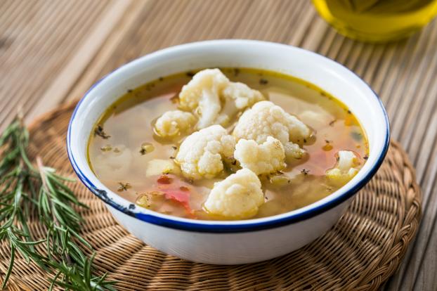 Pour changer, François-Régis Gaudry partage une recette de soupe originale qui marie fruit et légume